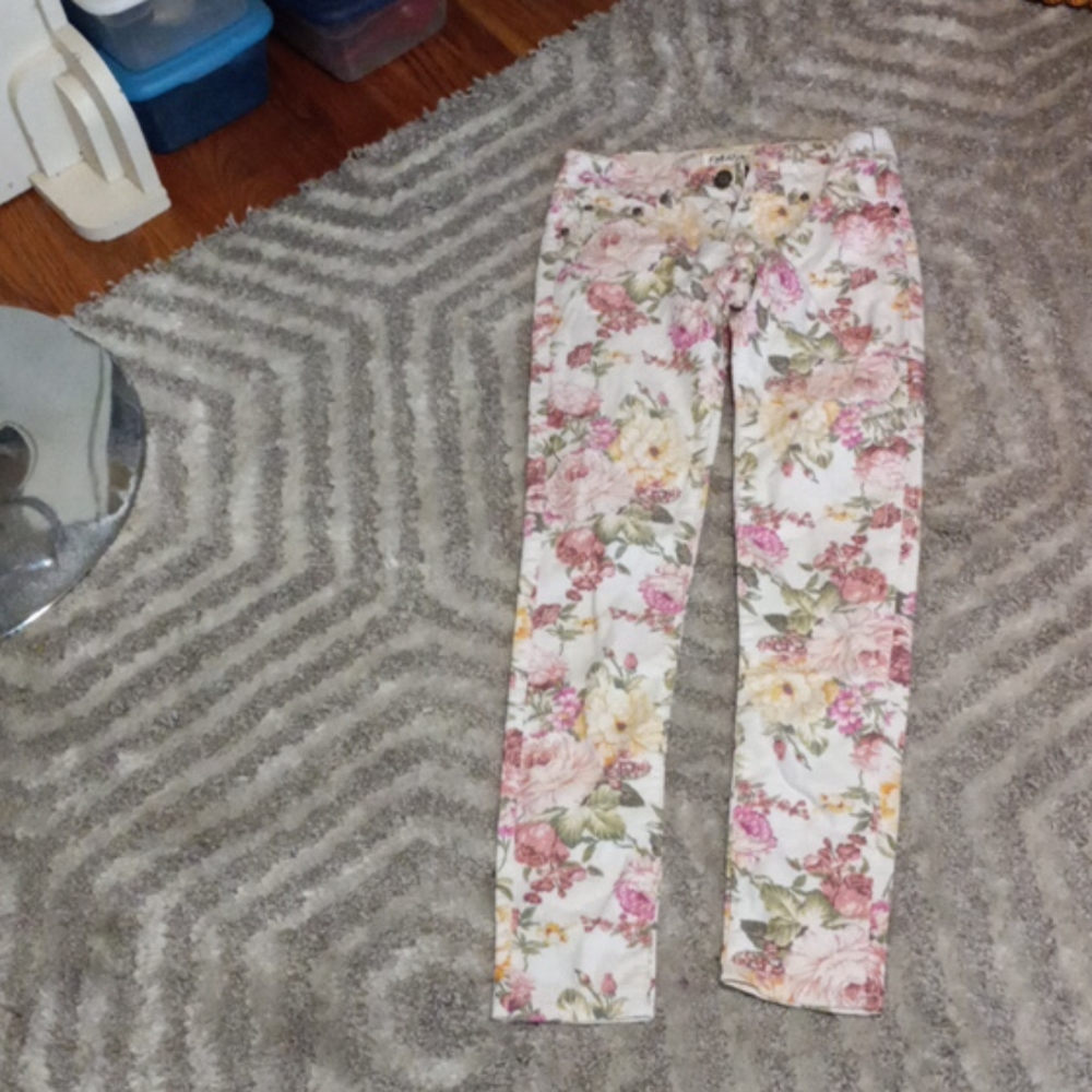 Floral print 👖